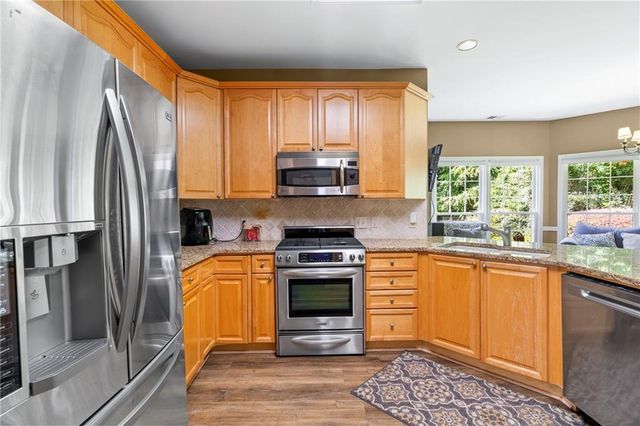 140 Graystone Terrace, Alpharetta, GA 30005