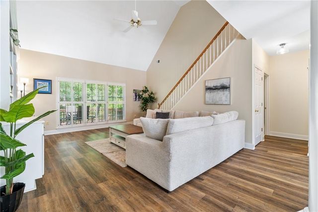140 Graystone Terrace, Alpharetta, GA 30005