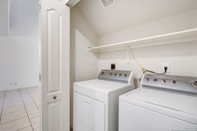 6002 Woodway, San Antonio, TX 78249