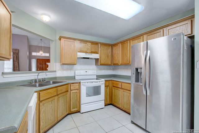 6002 Woodway, San Antonio, TX 78249