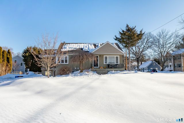 36 Weybosset Street, Shelton, CT 06484