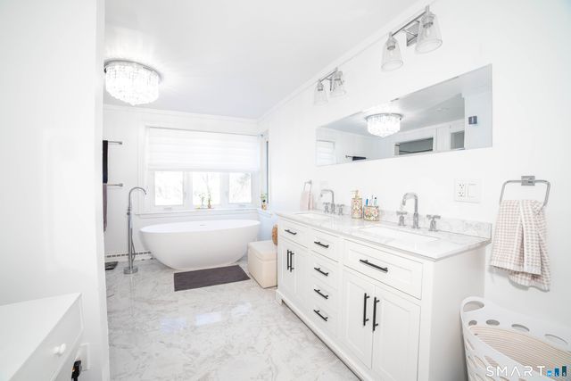 36 Weybosset Street, Shelton, CT 06484