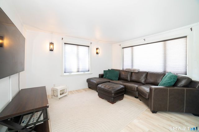 36 Weybosset Street, Shelton, CT 06484