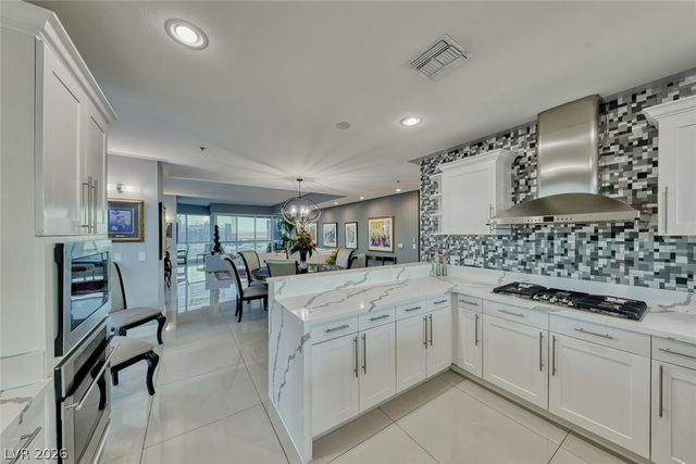 4575 Dean Martin Drive 1912, Las Vegas, NV 89103