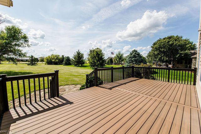 5066 N Pin Oak Turn Drive, Bourbonnais, IL 60914