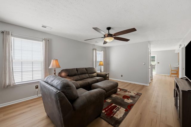 124 River Run Court, Georgetown, KY 40324
