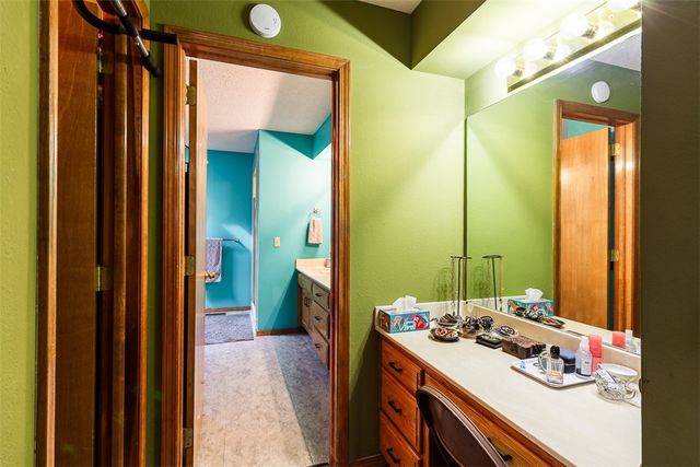 28 Elizabeth Drive, Bella Vista, AR 72715