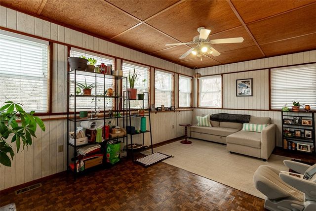 28 Elizabeth Drive, Bella Vista, AR 72715