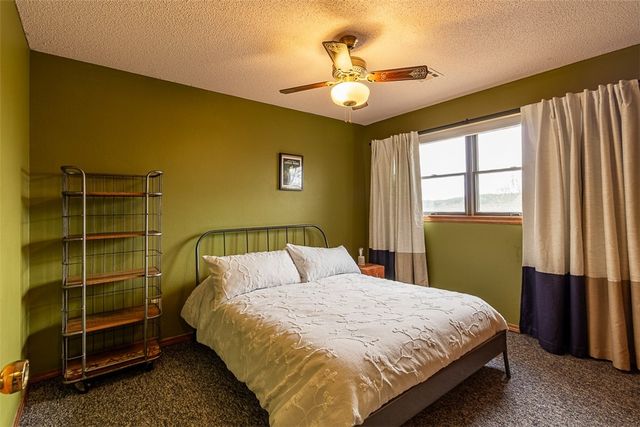 28 Elizabeth Drive, Bella Vista, AR 72715