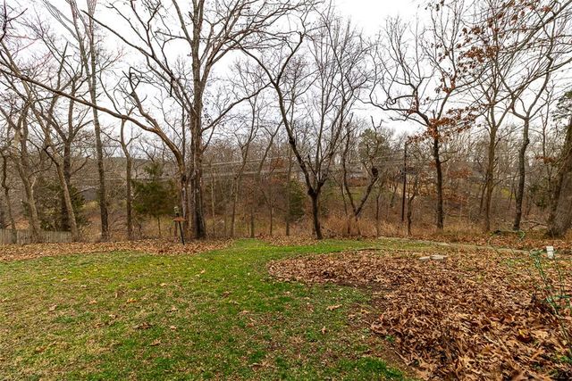 28 Elizabeth Drive, Bella Vista, AR 72715