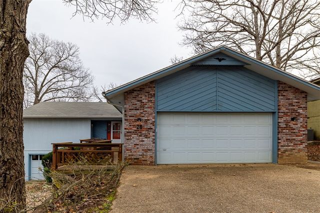 28 Elizabeth Drive, Bella Vista, AR 72715