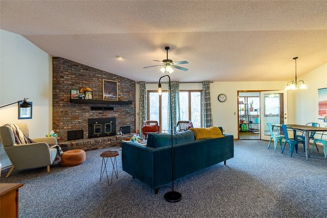 28 Elizabeth Drive, Bella Vista, AR 72715