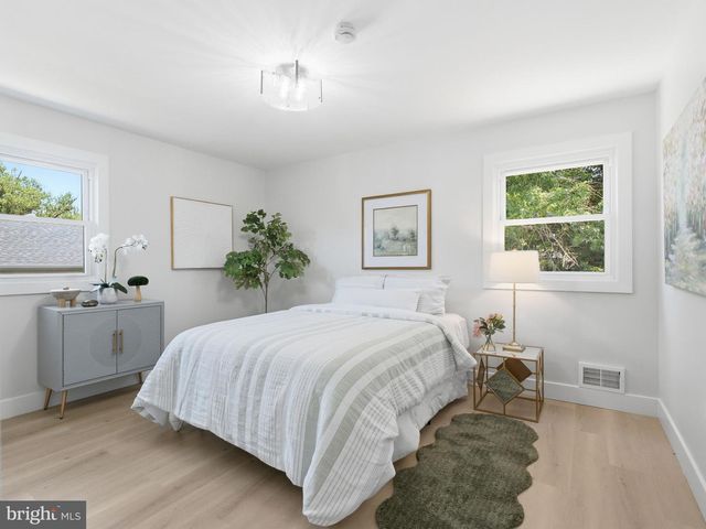 1912 SUSSEX AVE, Cherry Hill, NJ 08003