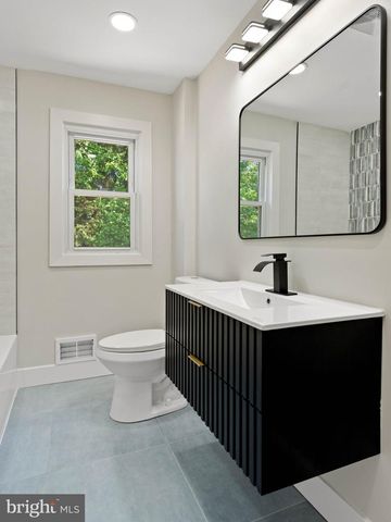1912 SUSSEX AVE, Cherry Hill, NJ 08003