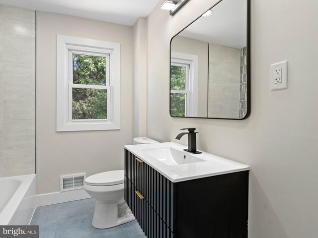 1912 SUSSEX AVE, Cherry Hill, NJ 08003