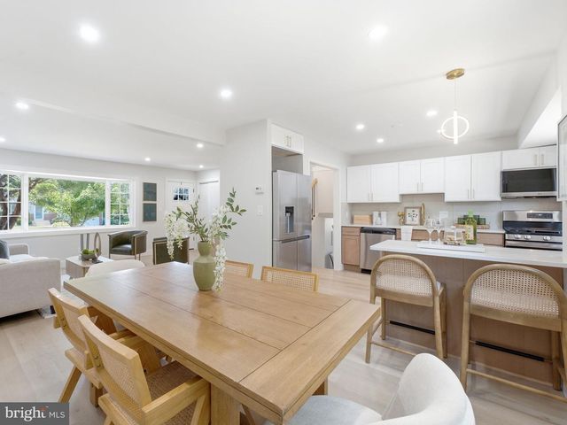 1912 SUSSEX AVE, Cherry Hill, NJ 08003