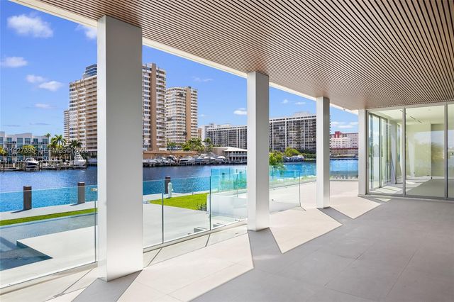 503 Palm Dr, Hallandale Beach, FL 33009