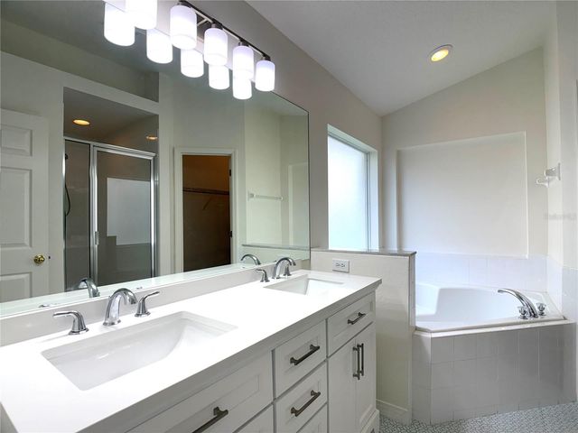 538 SOLANA CIRCLE, Davenport, FL 33897