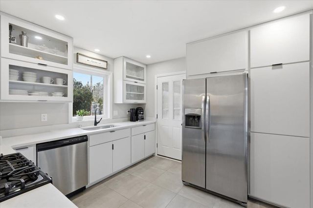 5017 Holiday Drive, Madison, WI 53711