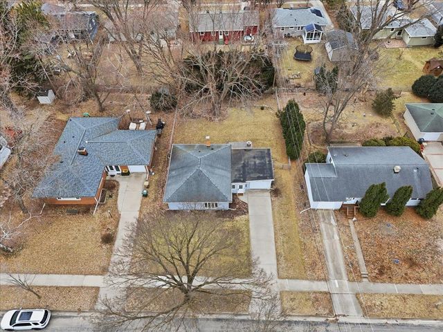 5017 Holiday Drive, Madison, WI 53711