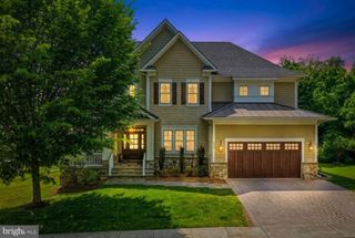6537 35TH RD N, Arlington, VA 22213