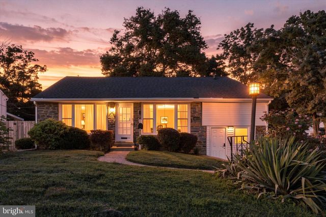 2211 RHONDA RD, Broomall, PA 19008
