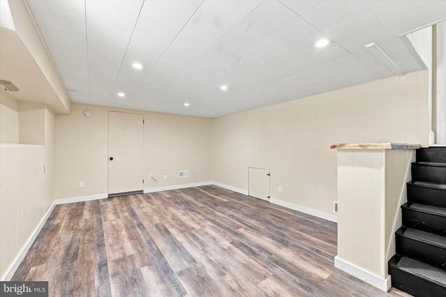 2211 RHONDA RD, Broomall, PA 19008