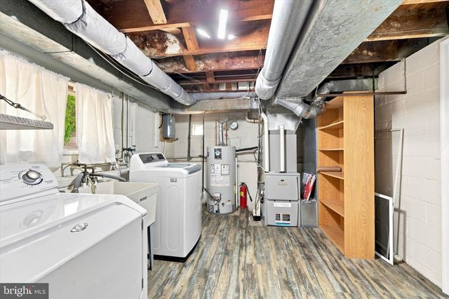 2211 RHONDA RD, Broomall, PA 19008