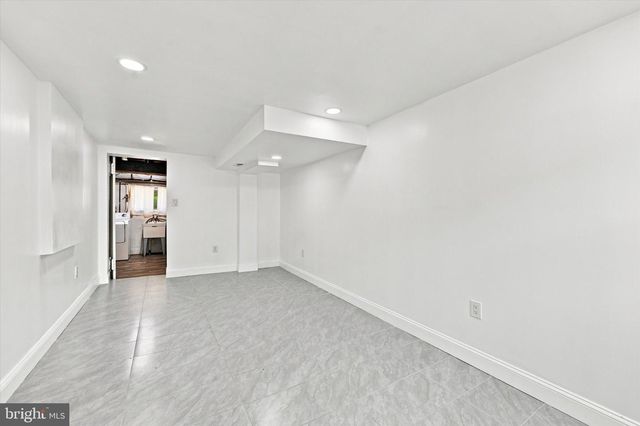 2211 RHONDA RD, Broomall, PA 19008
