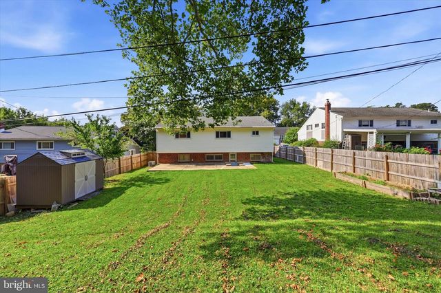 2211 RHONDA RD, Broomall, PA 19008