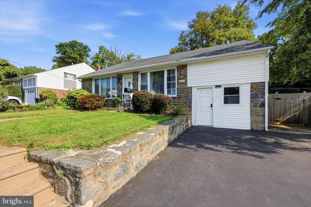 2211 RHONDA RD, Broomall, PA 19008