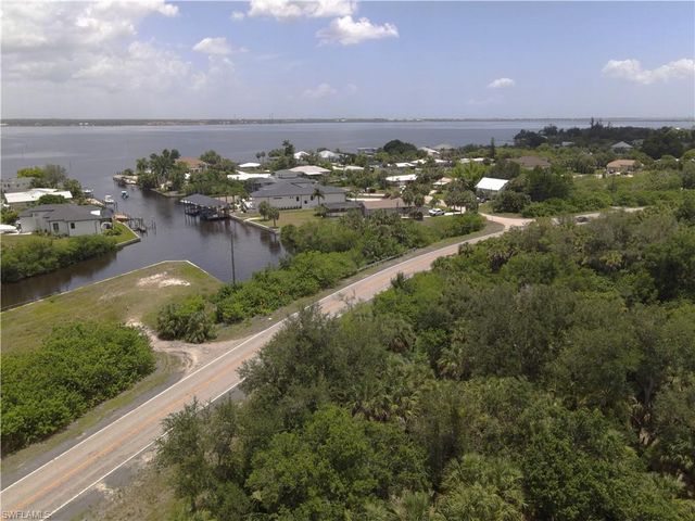 25301 Harborview RD, Port Charlotte, FL 33980