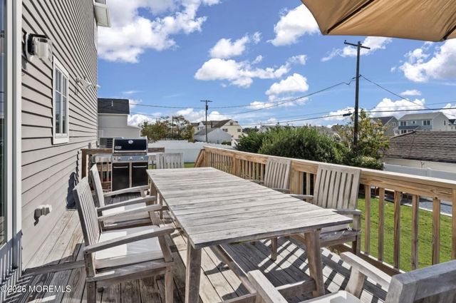 38 Niblick Street, Point Pleasant Beach, NJ 08742
