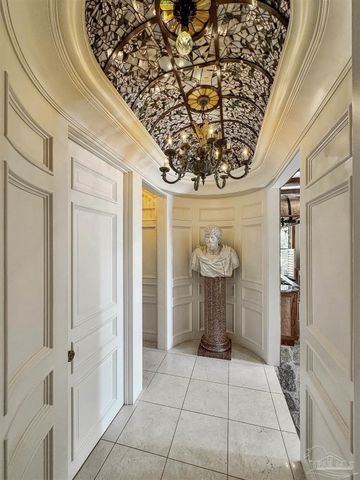 835 Tanglewood Dr, Pensacola, FL 32503