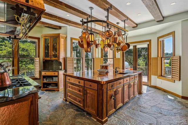 835 Tanglewood Dr, Pensacola, FL 32503