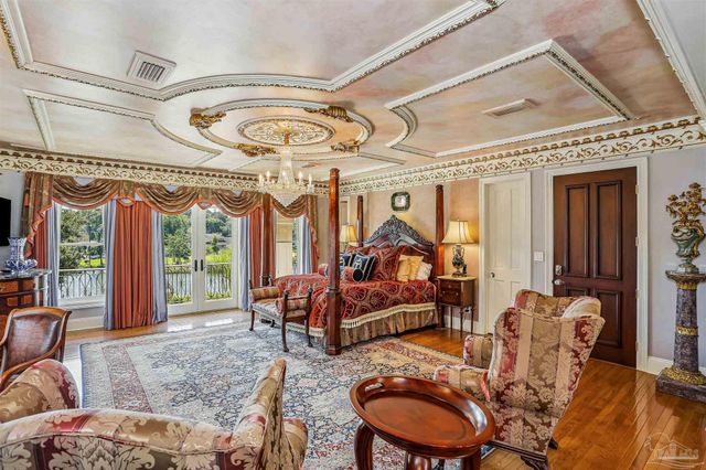 835 Tanglewood Dr, Pensacola, FL 32503