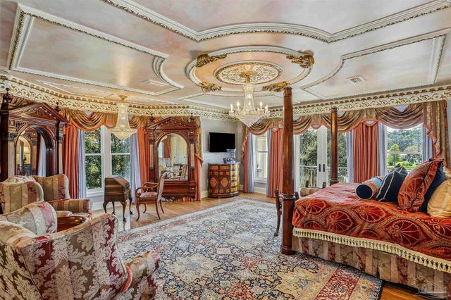 835 Tanglewood Dr, Pensacola, FL 32503