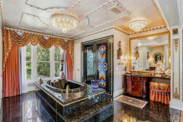 835 Tanglewood Dr, Pensacola, FL 32503