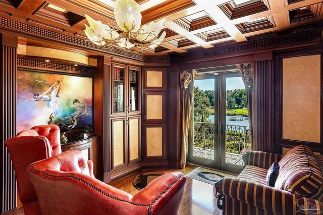 835 Tanglewood Dr, Pensacola, FL 32503