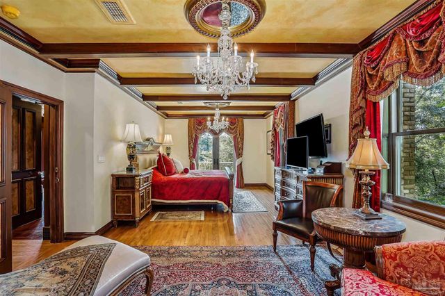 835 Tanglewood Dr, Pensacola, FL 32503