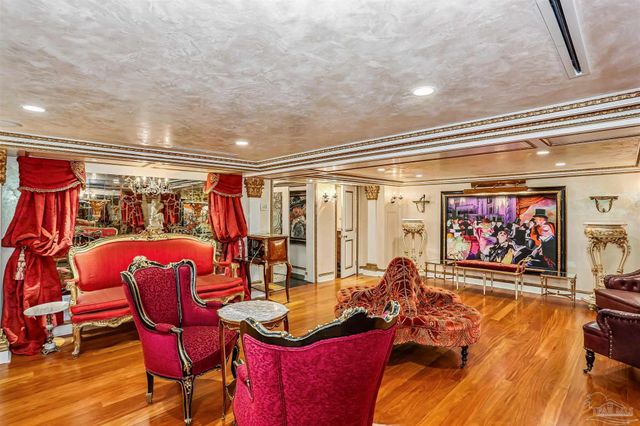 835 Tanglewood Dr, Pensacola, FL 32503