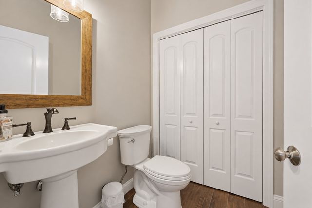 44 Beaver Pond Rd 44, Milford, MA 01757
