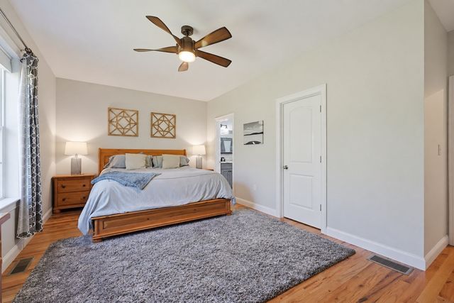 44 Beaver Pond Rd 44, Milford, MA 01757
