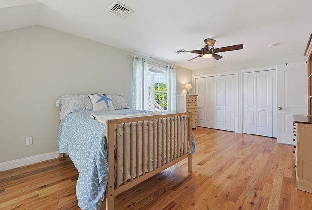 44 Beaver Pond Rd 44, Milford, MA 01757