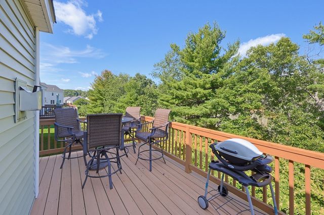 44 Beaver Pond Rd 44, Milford, MA 01757