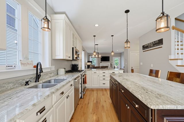 44 Beaver Pond Rd 44, Milford, MA 01757