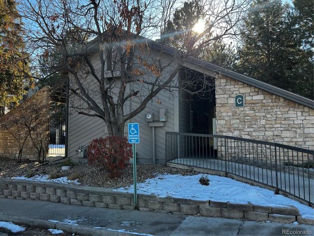 2575 S Syracuse Way M108, Denver, CO 80231