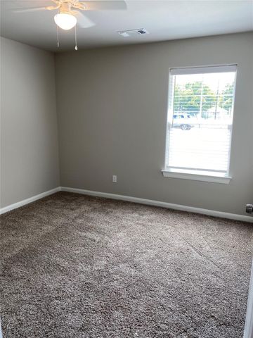 313 E Nelson Street, Denison, TX 75021