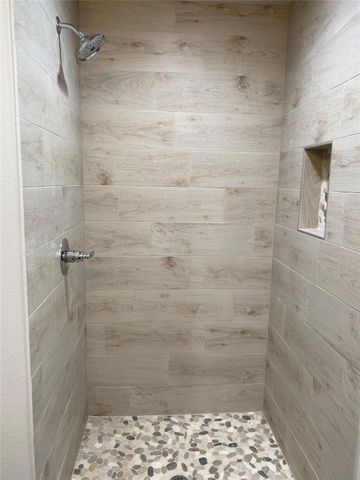 313 E Nelson Street, Denison, TX 75021