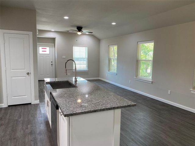 313 E Nelson Street, Denison, TX 75021